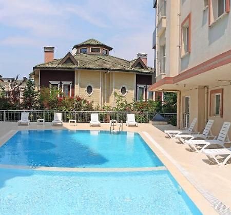 Memory Suites Бююкчекмедже Екстер'єр фото