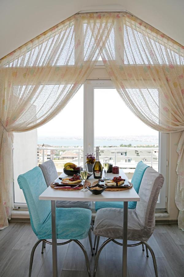 Memory Suites Бююкчекмедже Екстер'єр фото
